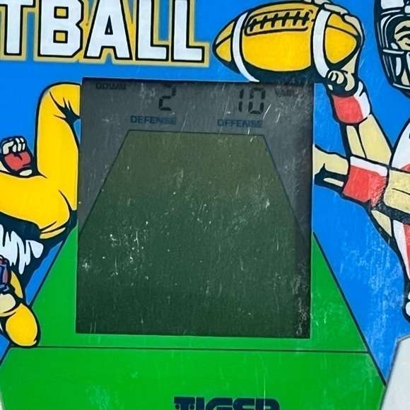 Vintage Retro 1987 Handheld Electronic Football Video Game System By Tiger Works - Picture 3 of 3